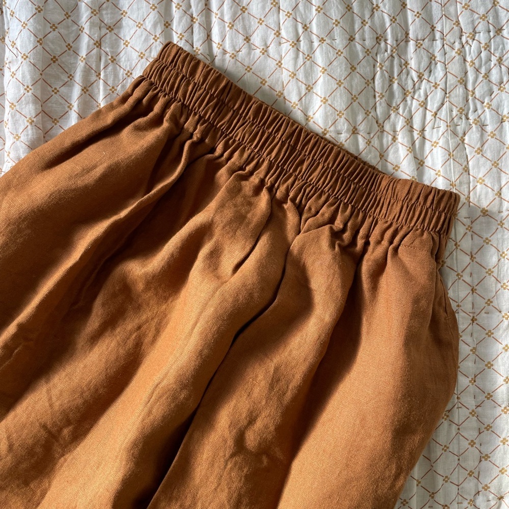 New NOTPERFECTLINEN Sion Line Skirt